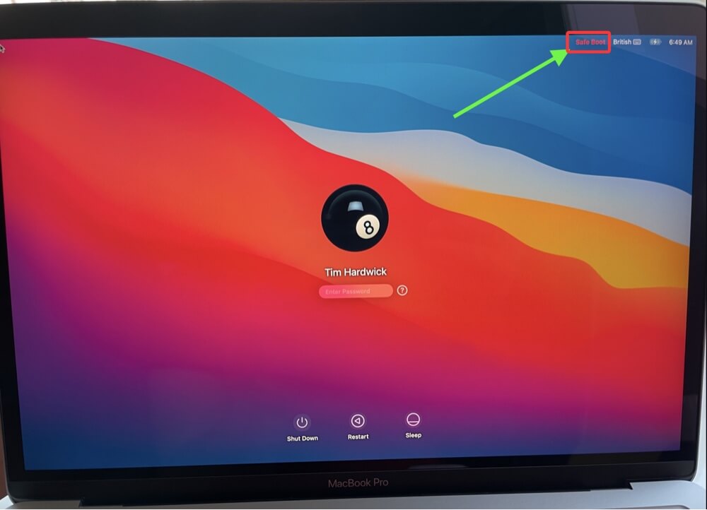 MacBook screen flickering